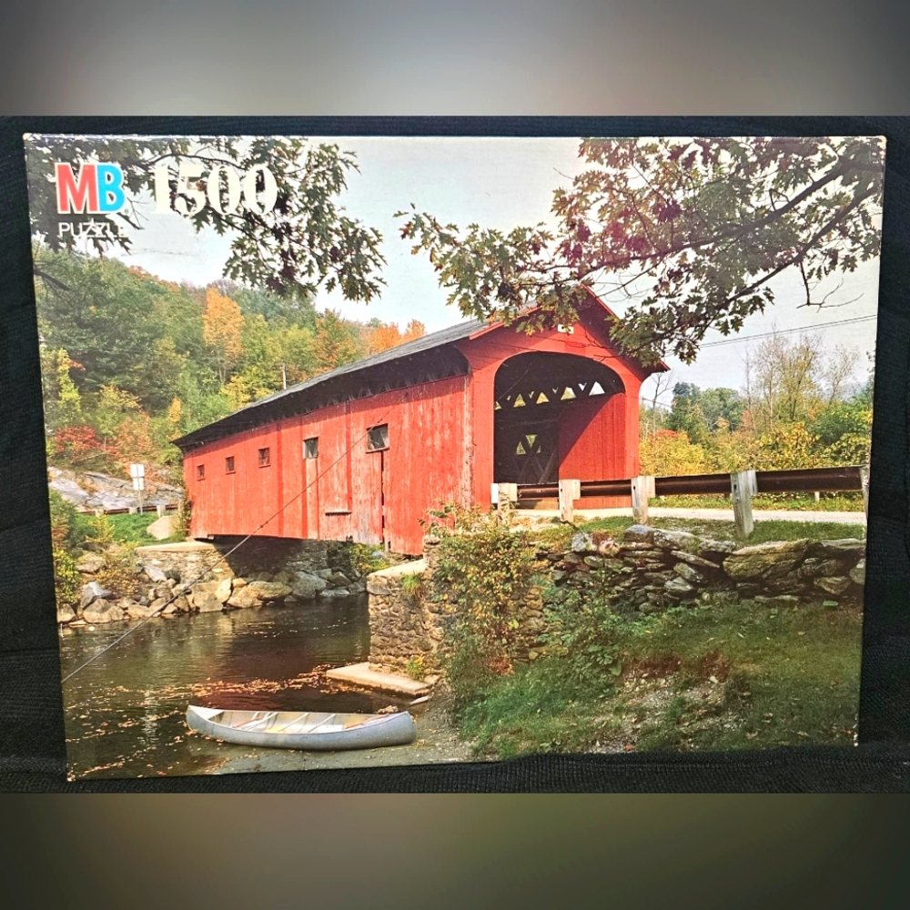 Vintage Sealed 1991 MB Red Covered Bridge Arlington VT 1500 Pcs Puzzle